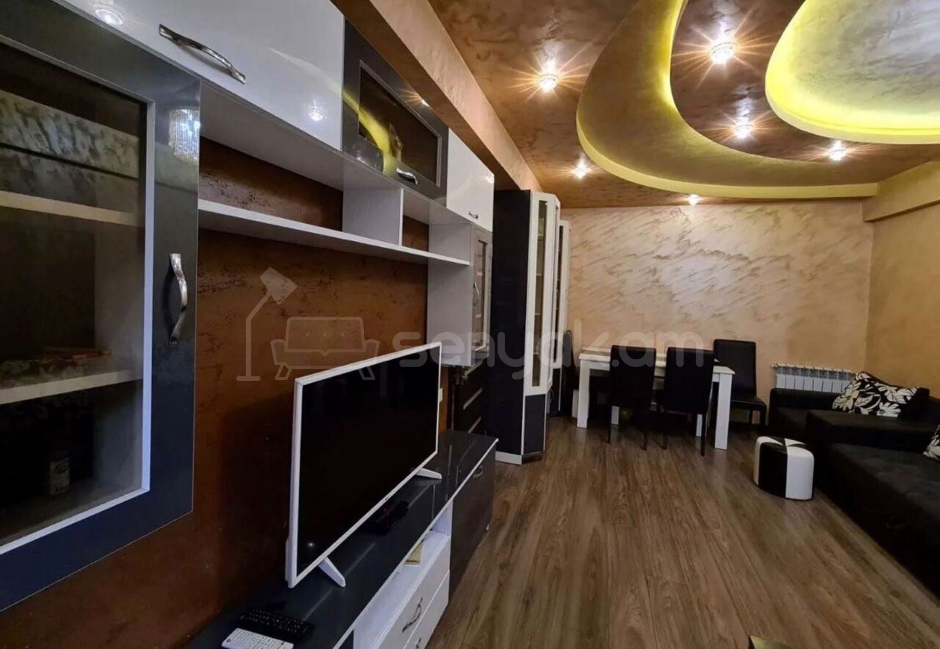 2 Սենյականոց Բնակարան, 50քմ, 5/11 հարկ, Դիզայներական Վերանորոգված, Կահավորված, Արևկող