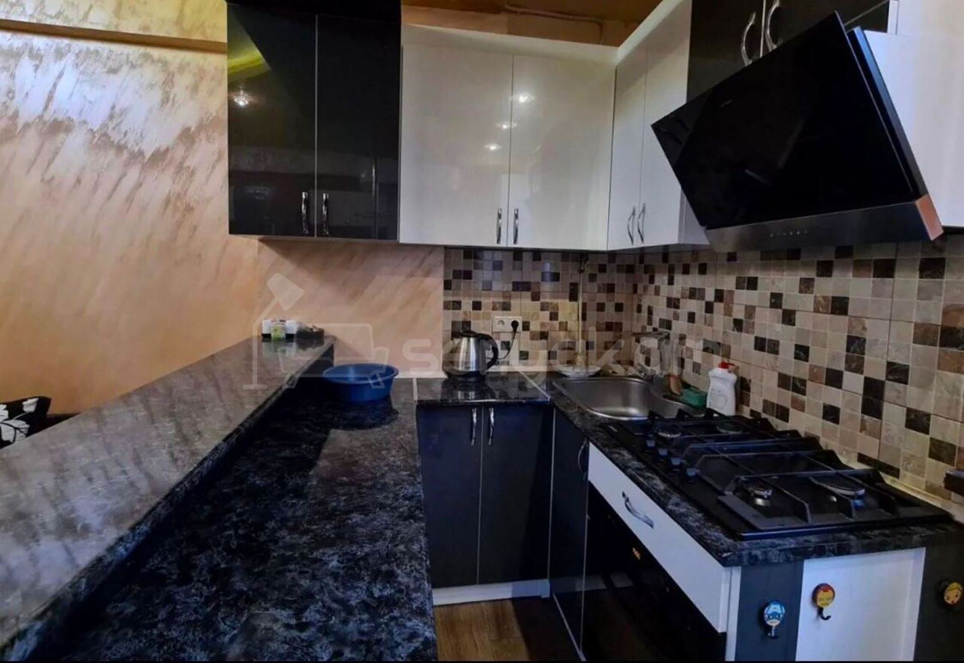 2 Սենյականոց Բնակարան, 50քմ, 5/11 հարկ, Դիզայներական Վերանորոգված, Կահավորված, Արևկող