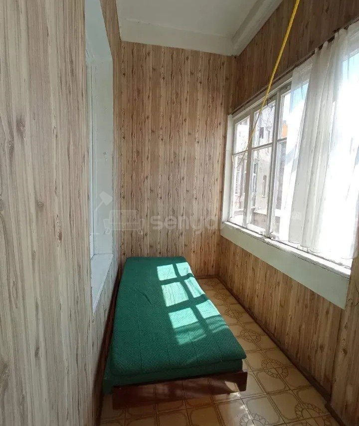 2 Սենյականոց Բնակարան Քարե Շենքում, 59քմ, 3/6 հարկ, Նորմալ Վիճակում