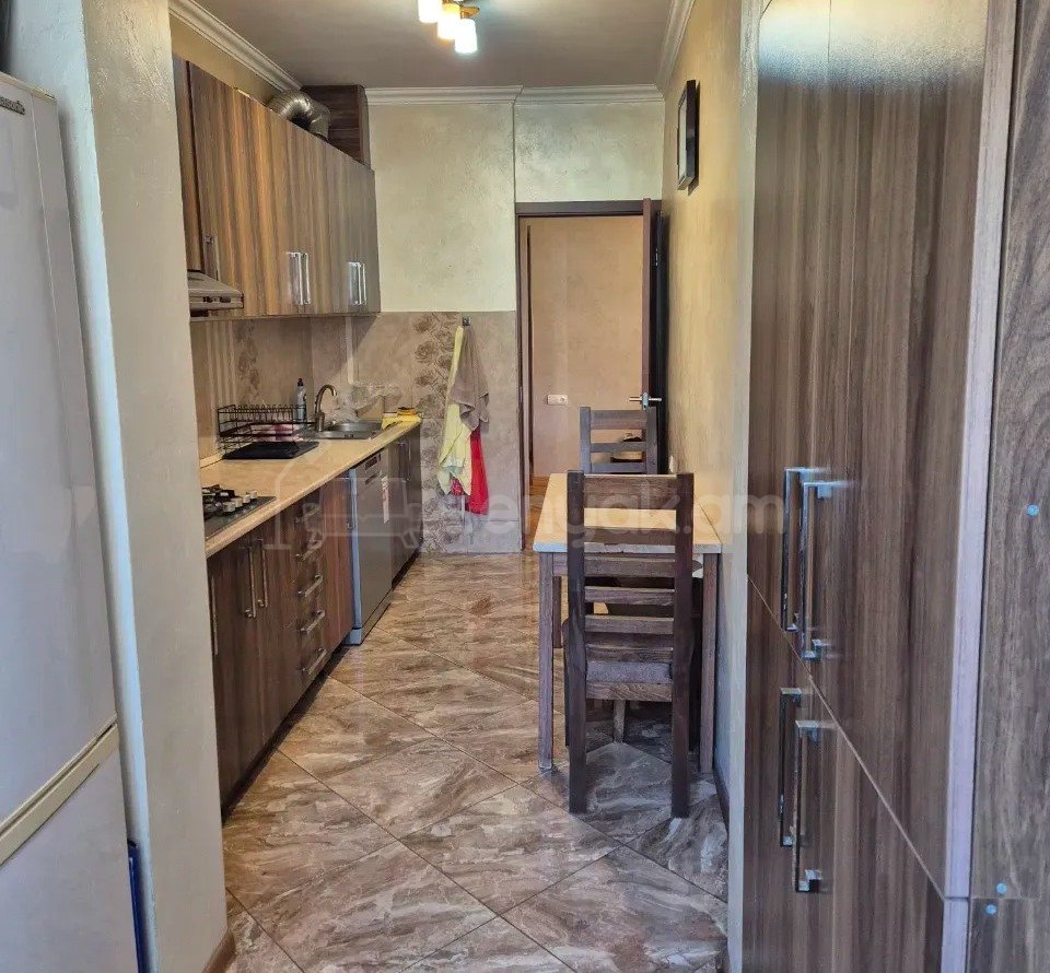 3 Սենյականոց Բնակարան, 67քմ, 4/9 հարկ, Նորմալ Վիճակում