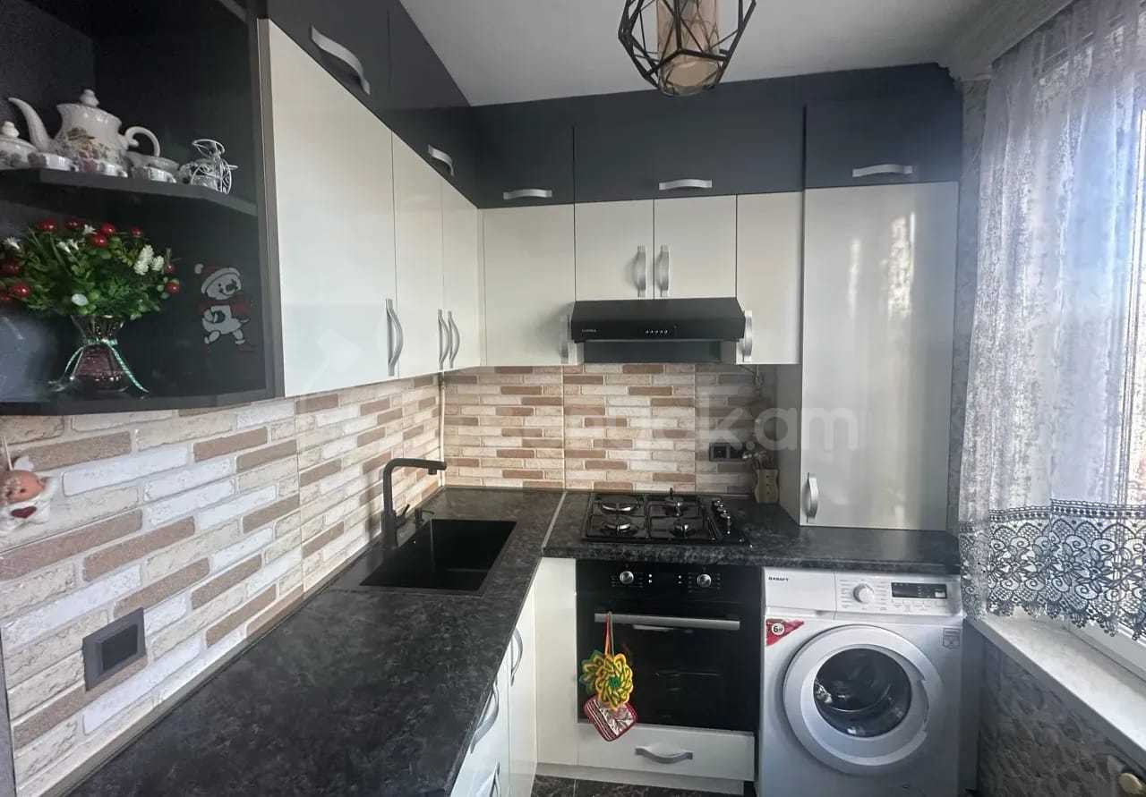 2 Սենյականոց Բնակարան, 33քմ, 4/4 հարկ, Կապիտալ Վերանորոգված