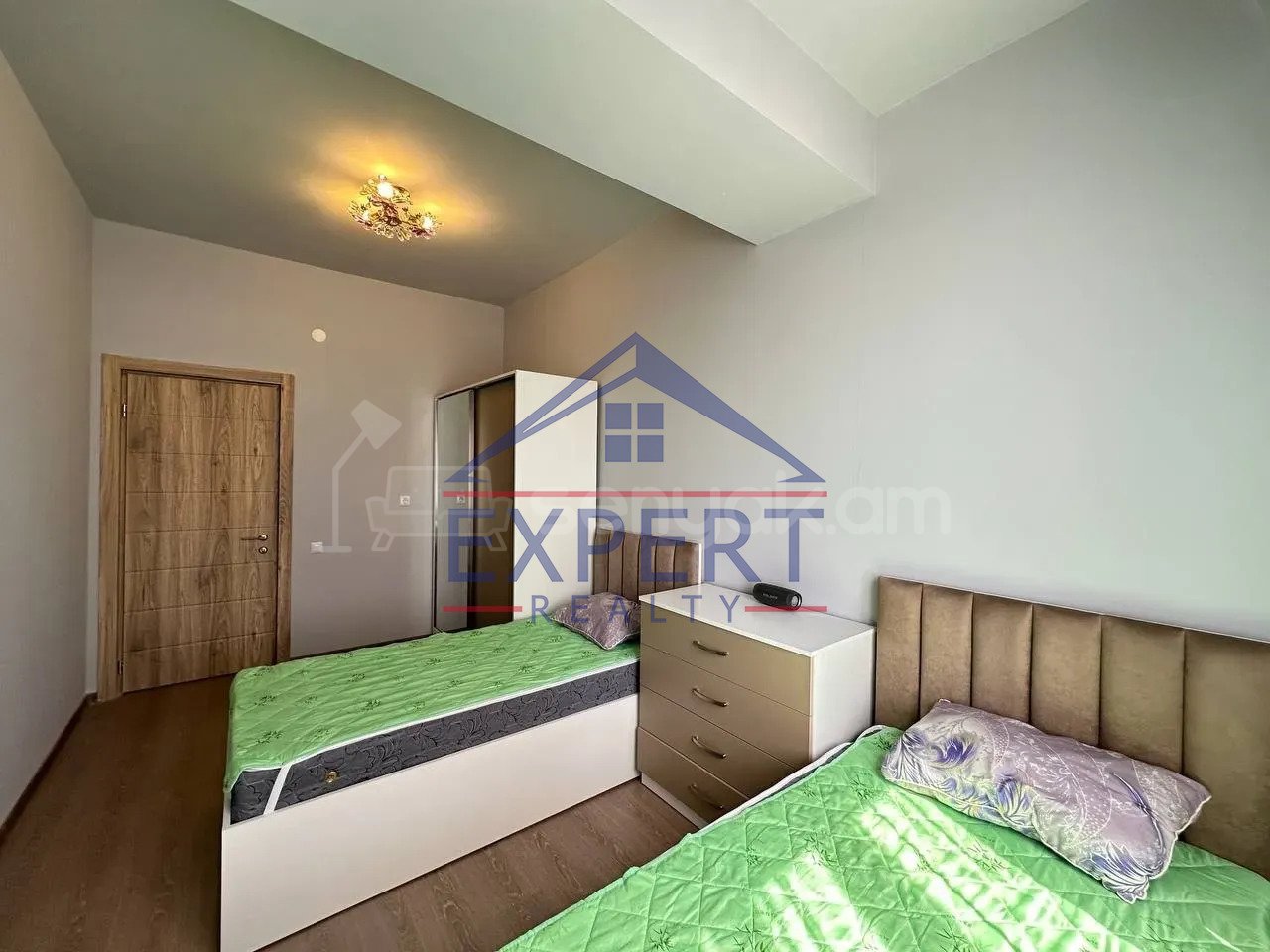 4 Սենյականոց Բնակարան Նորակառույցում, 96քմ, 7/14 հարկ, Դիզայներական Վերանորոգված, Կահավորված, Արևկող