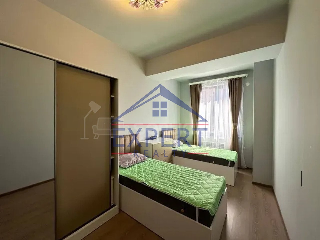 4 Սենյականոց Բնակարան Նորակառույցում, 96քմ, 7/14 հարկ, Դիզայներական Վերանորոգված, Կահավորված, Արևկող