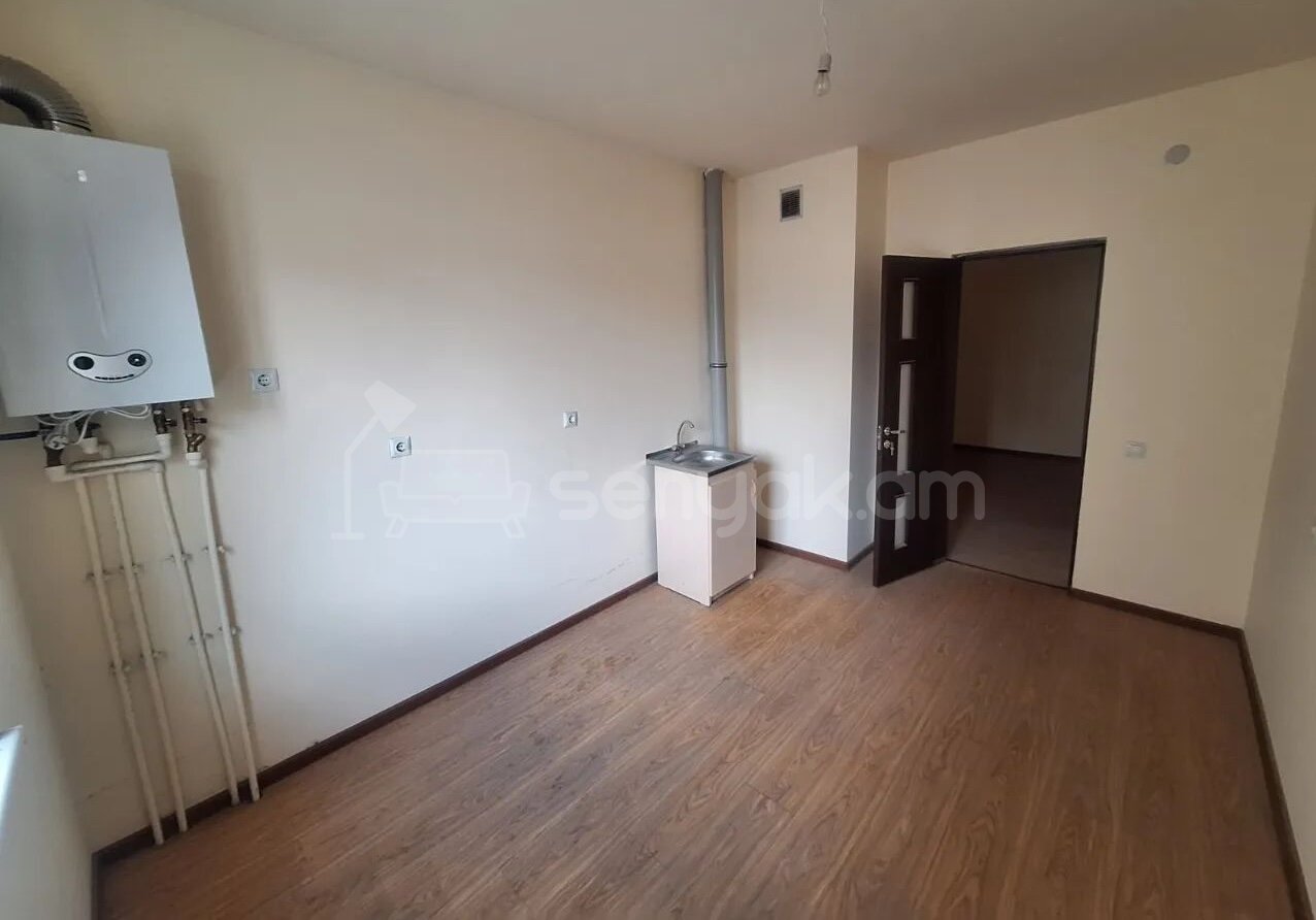 2 Սենյականոց Բնակարան, 62քմ, 2/11 հարկ, Կապիտալ Վերանորոգված