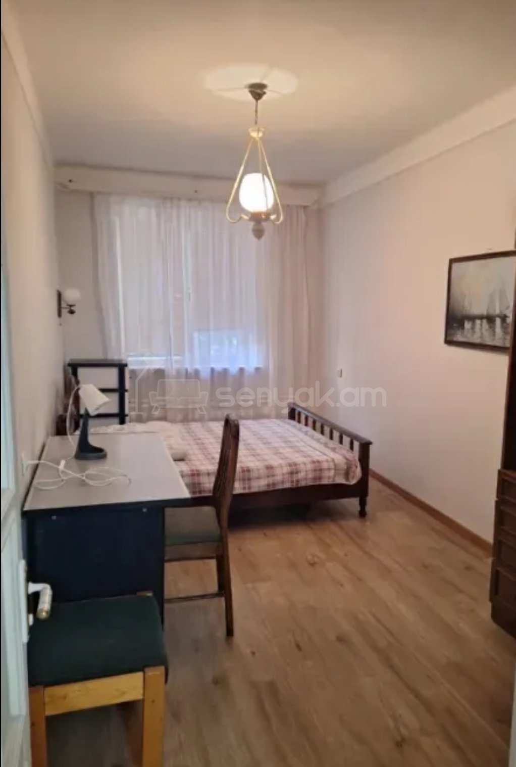 2 Սենյականոց Բնակարան Քարե Շենքում, 57քմ, 1/4 հարկ, Կապիտալ Վերանորոգված