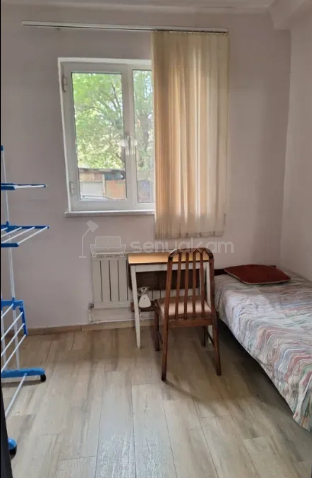 2 Սենյականոց Բնակարան Քարե Շենքում, 57քմ, 1/4 հարկ, Կապիտալ Վերանորոգված