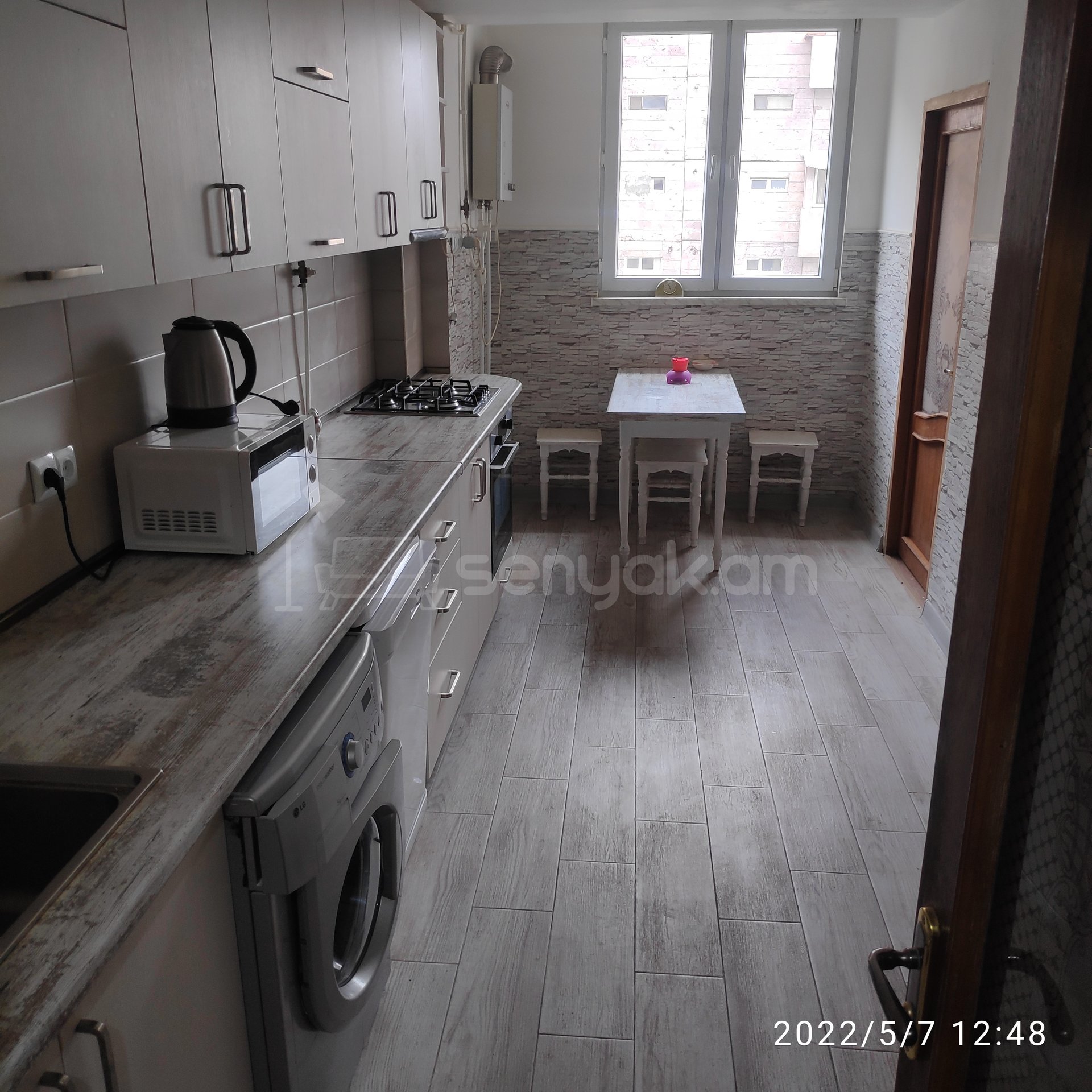 2 Սենյականոց Բնակարան, 67քմ, 7/9 հարկ, Կապիտալ Վերանորոգված, Կահավորված, Արևկող