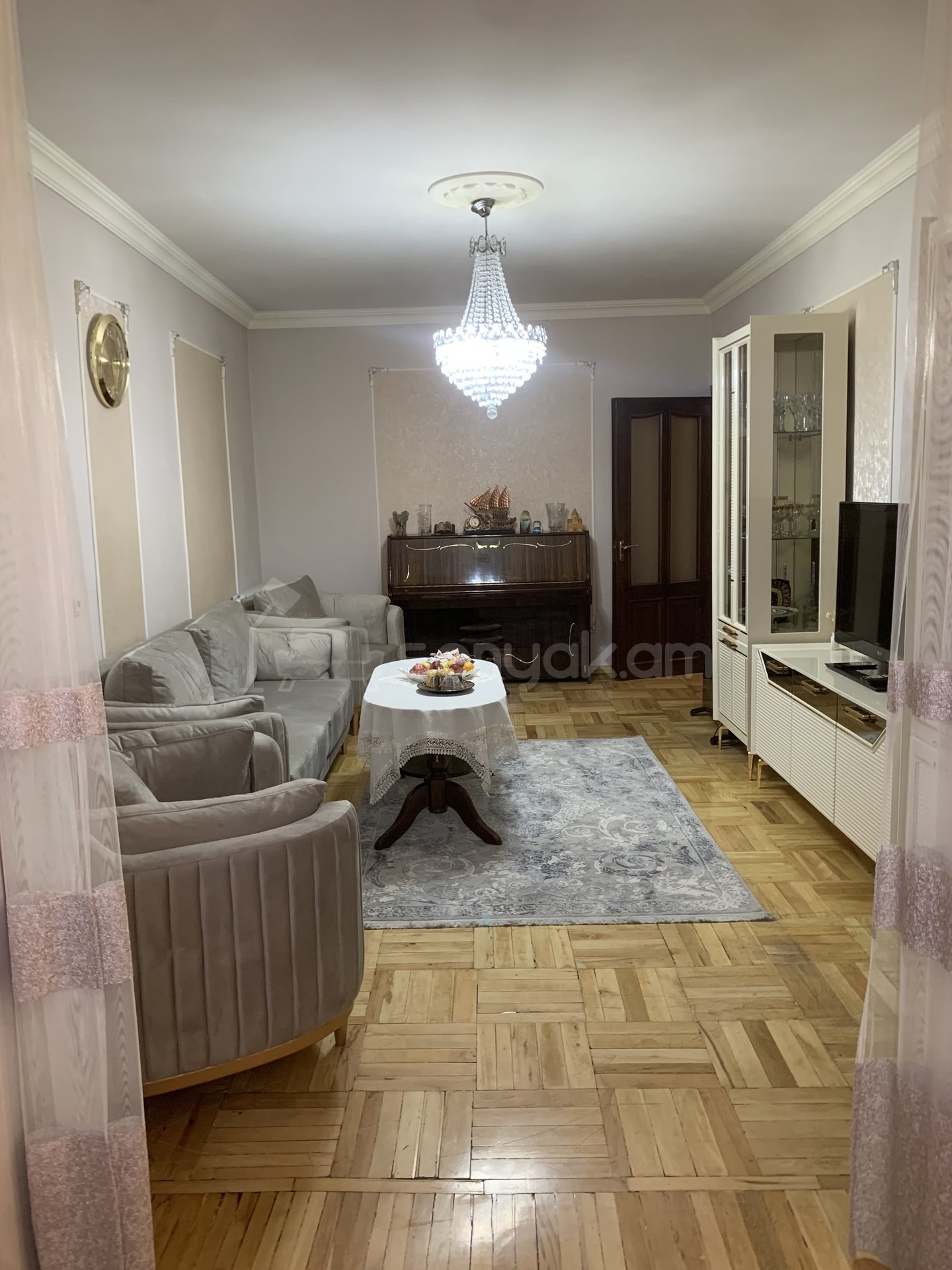 3 Սենյականոց Բնակարան, 78քմ, 5/9 հարկ, Կապիտալ Վերանորոգված, Կահավորված, Արևկող