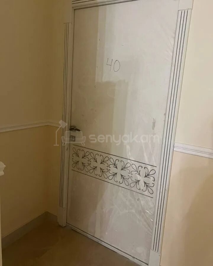 2 Սենյականոց Բնակարան, 44քմ, 5/13 հարկ, Պետական Վիճակում