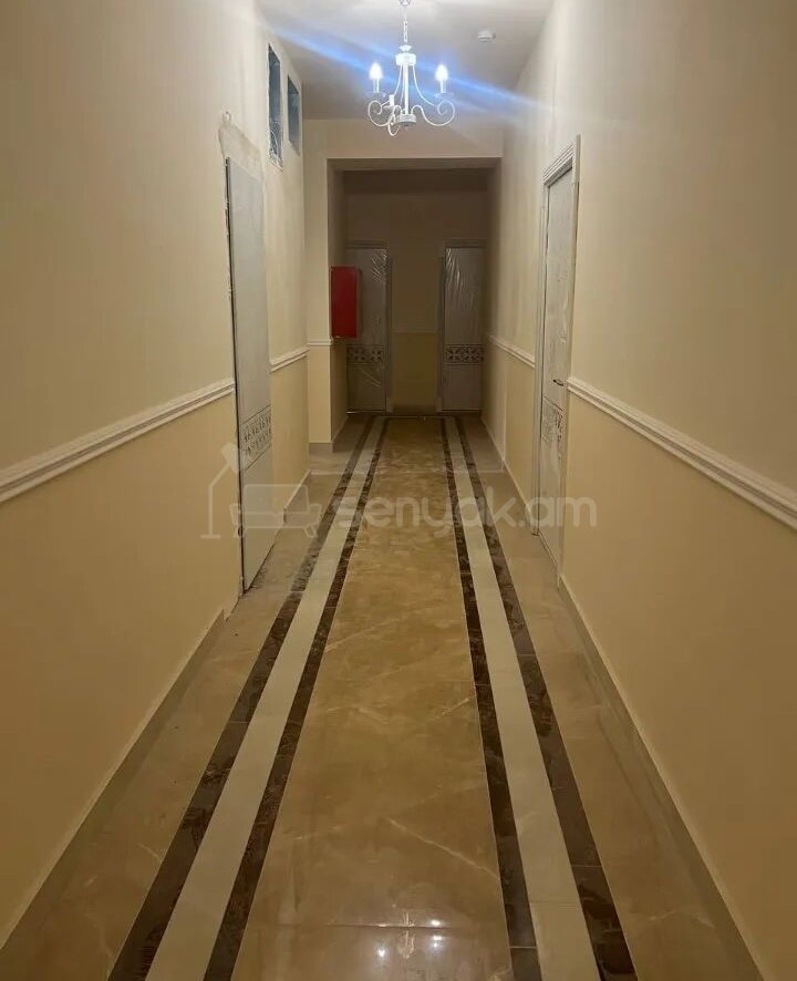 2 Սենյականոց Բնակարան, 44քմ, 5/13 հարկ, Պետական Վիճակում