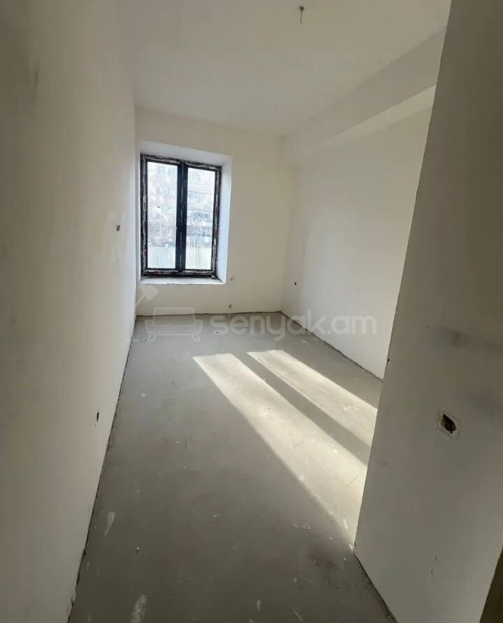 2 Սենյականոց Բնակարան, 44քմ, 5/13 հարկ, Պետական Վիճակում