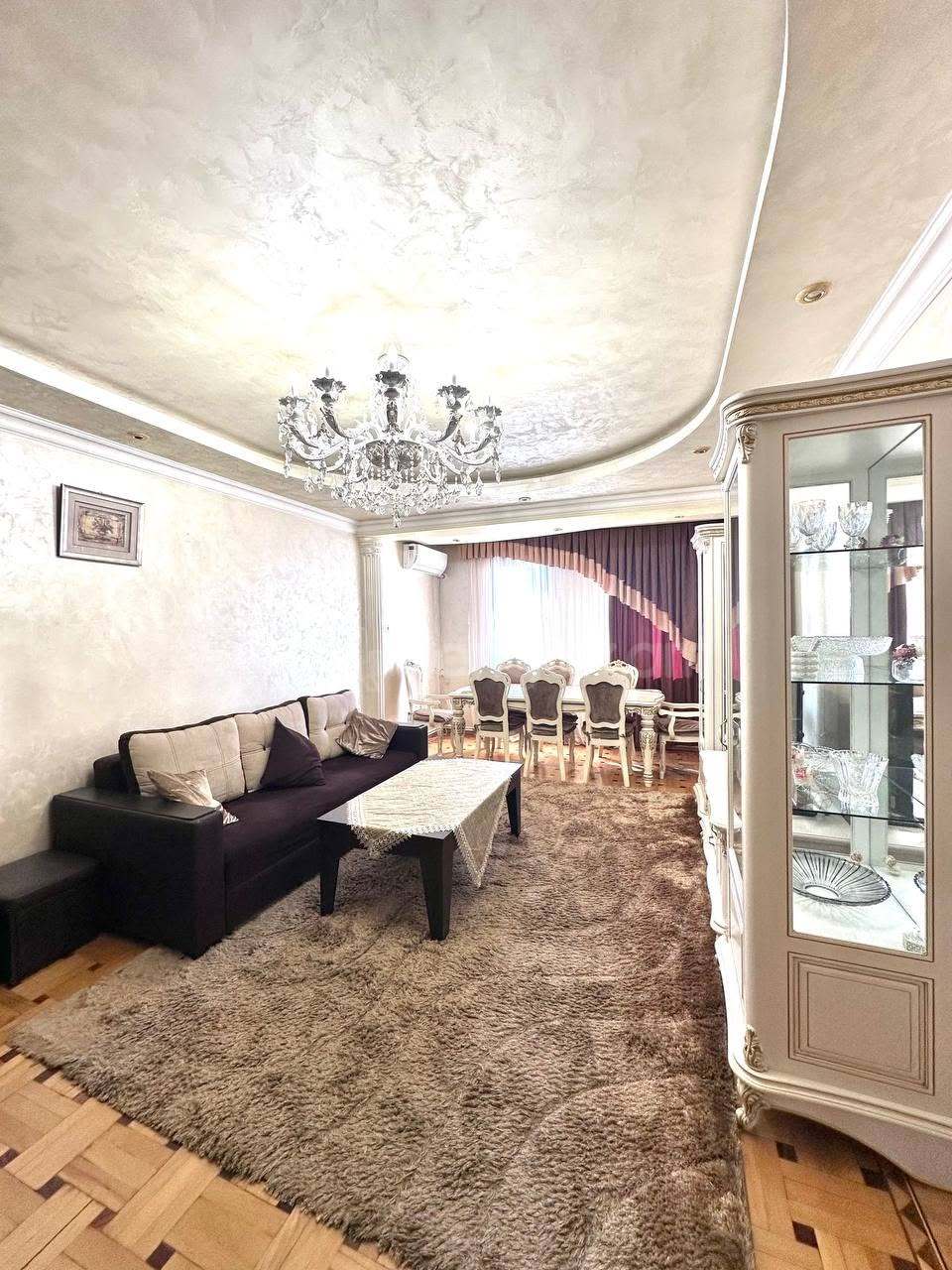 3 Սենյականոց Բնակարան Քարե Շենքում, 78քմ, 5/5 հարկ, Կապիտալ Վերանորոգված