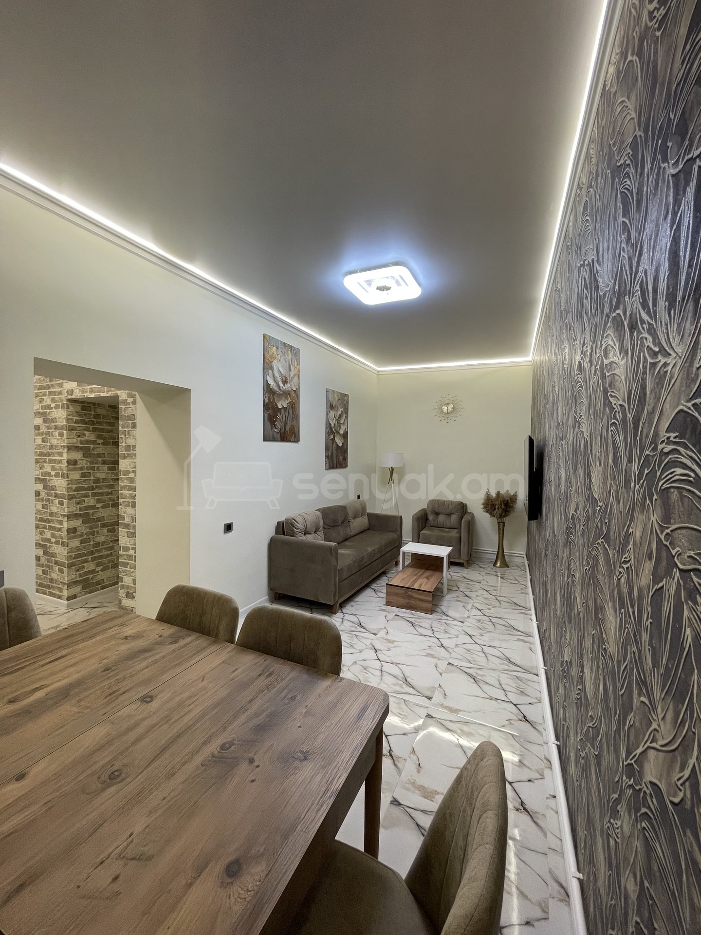 3 Սենյականոց Բնակարան Քարե Շենքում, 69քմ, 1/1 հարկ, Կապիտալ Վերանորոգված, Կահավորված