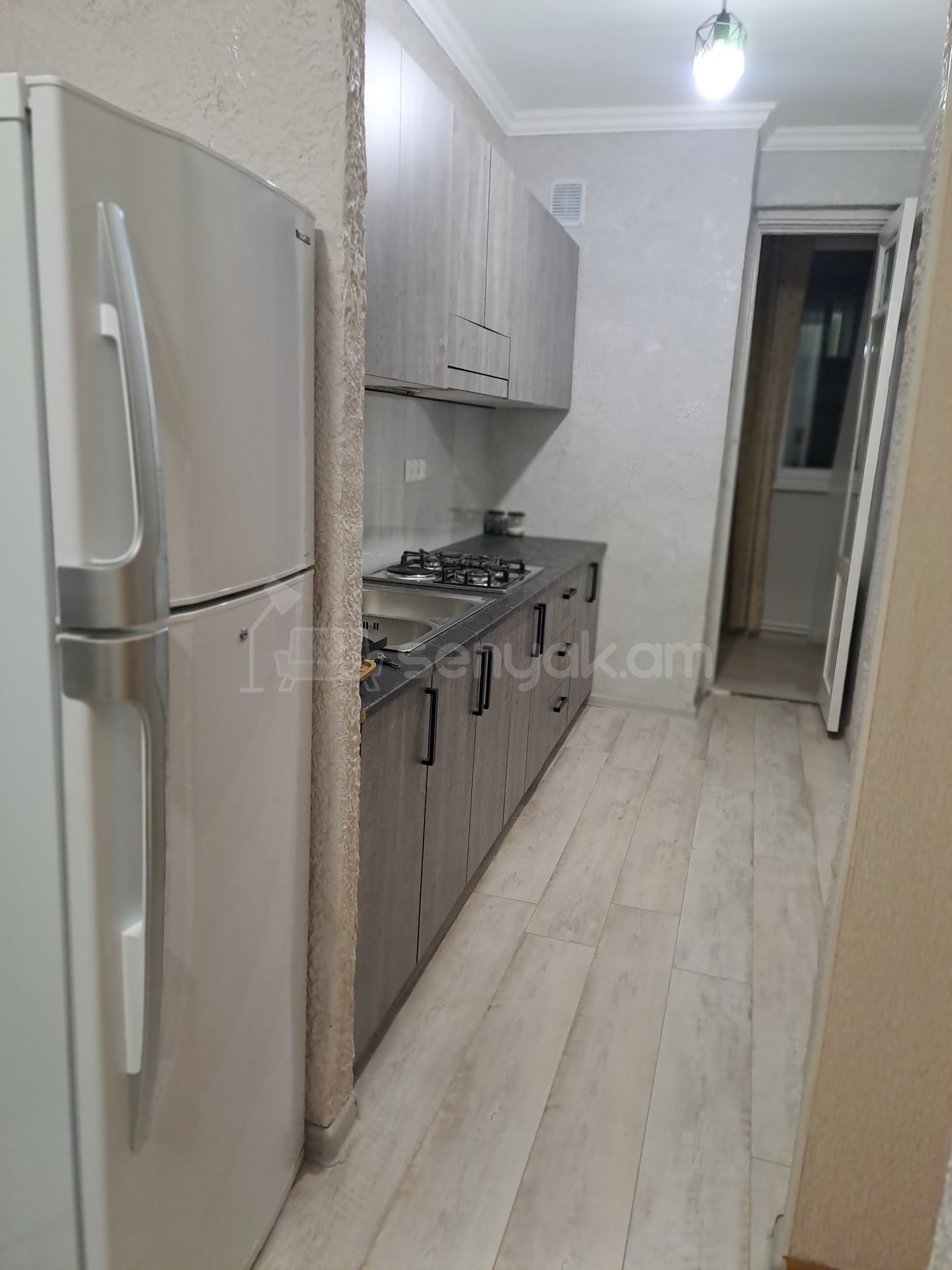 2 Սենյականոց Բնակարան, 50քմ, 3/5 հարկ, Կոսմետիկ Վերանորոգված