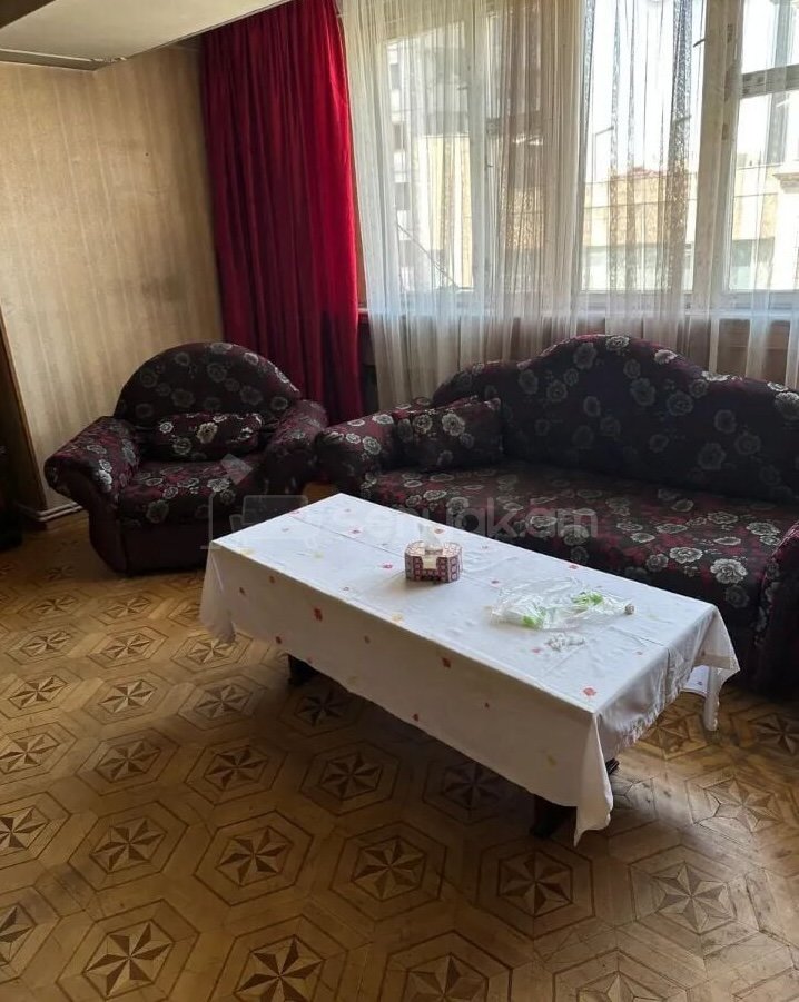 3 Սենյականոց Բնակարան, 119քմ, 4/11 հարկ, Նորմալ Վիճակում, Կահավորված