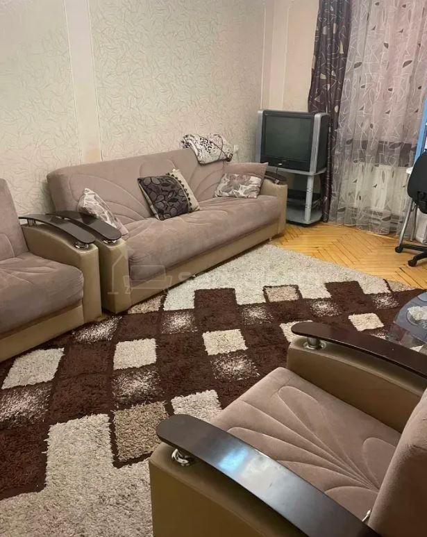 2 Սենյականոց Բնակարան Քարե Շենքում, 58քմ, 4/5 հարկ, Նորմալ Վիճակում, Կահավորված, Արևկող