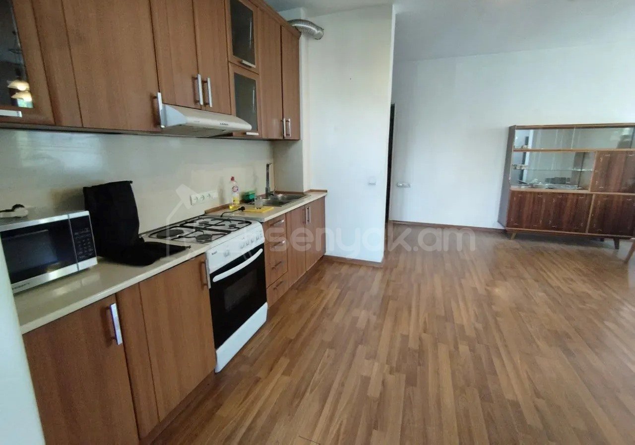 2 Սենյականոց Բնակարան, 54քմ, 3/9 հարկ, Նորմալ Վիճակում