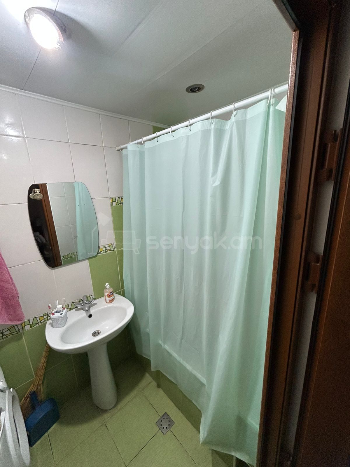 4 Սենյականոց Բնակարան, 117քմ, 4/9 հարկ, Կապիտալ Վերանորոգված