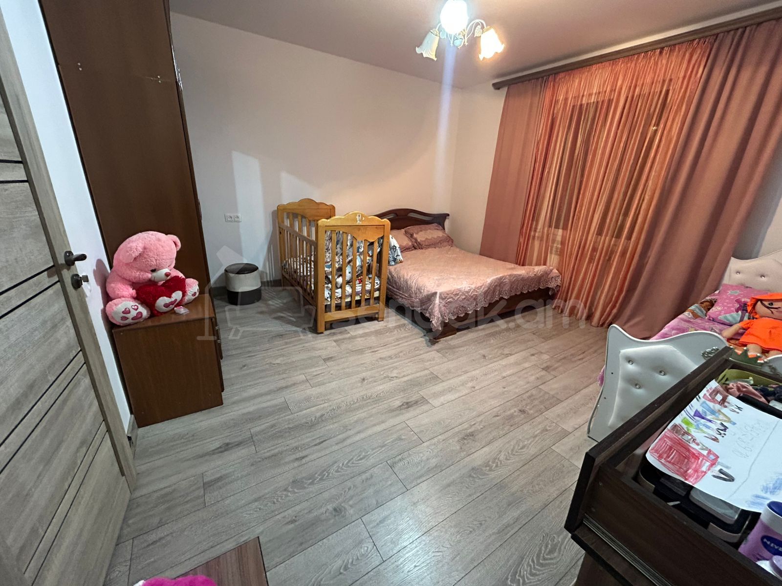 4 Սենյականոց Բնակարան, 117քմ, 4/9 հարկ, Կապիտալ Վերանորոգված