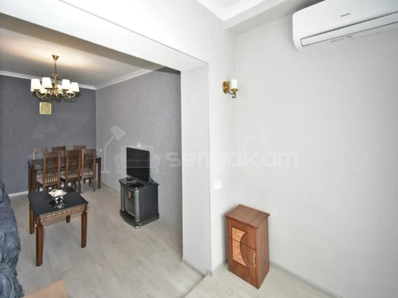 2 Սենյականոց Բնակարան Քարե Շենքում, 62քմ, 3/5 հարկ, Կապիտալ Վերանորոգված, Կահավորված, Արևկող