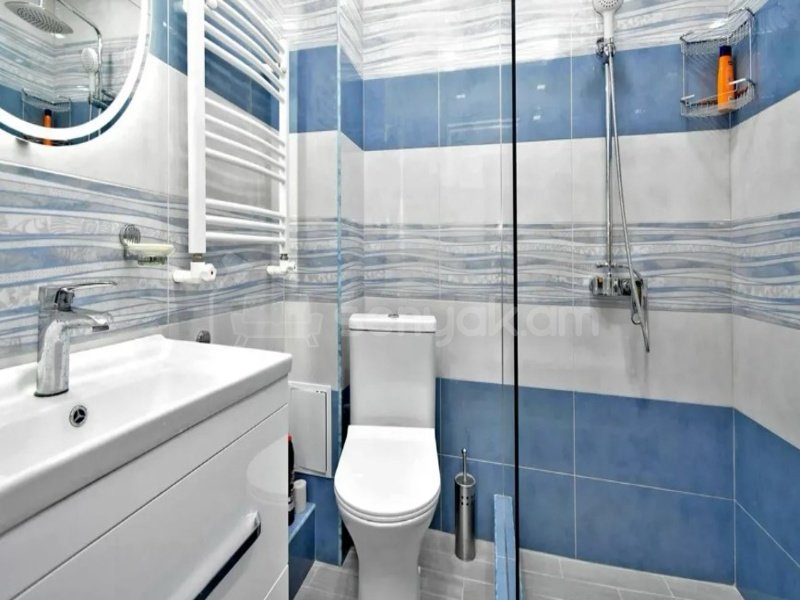 2 Սենյականոց Բնակարան Քարե Շենքում, 62քմ, 3/5 հարկ, Կապիտալ Վերանորոգված, Կահավորված, Արևկող