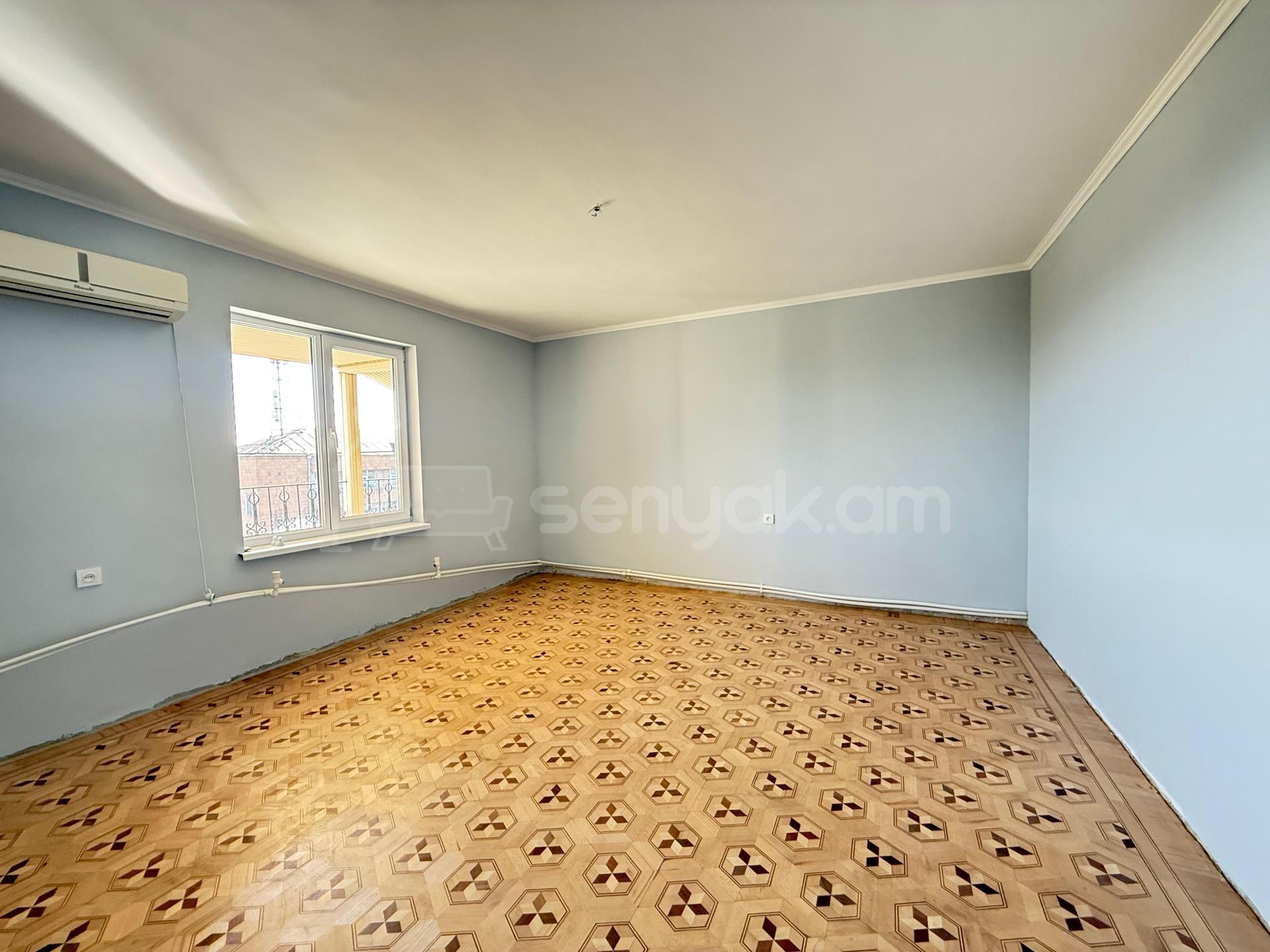 Օֆիսային Տարածք, 360քմ, Կապիտալ Վերանորոգված