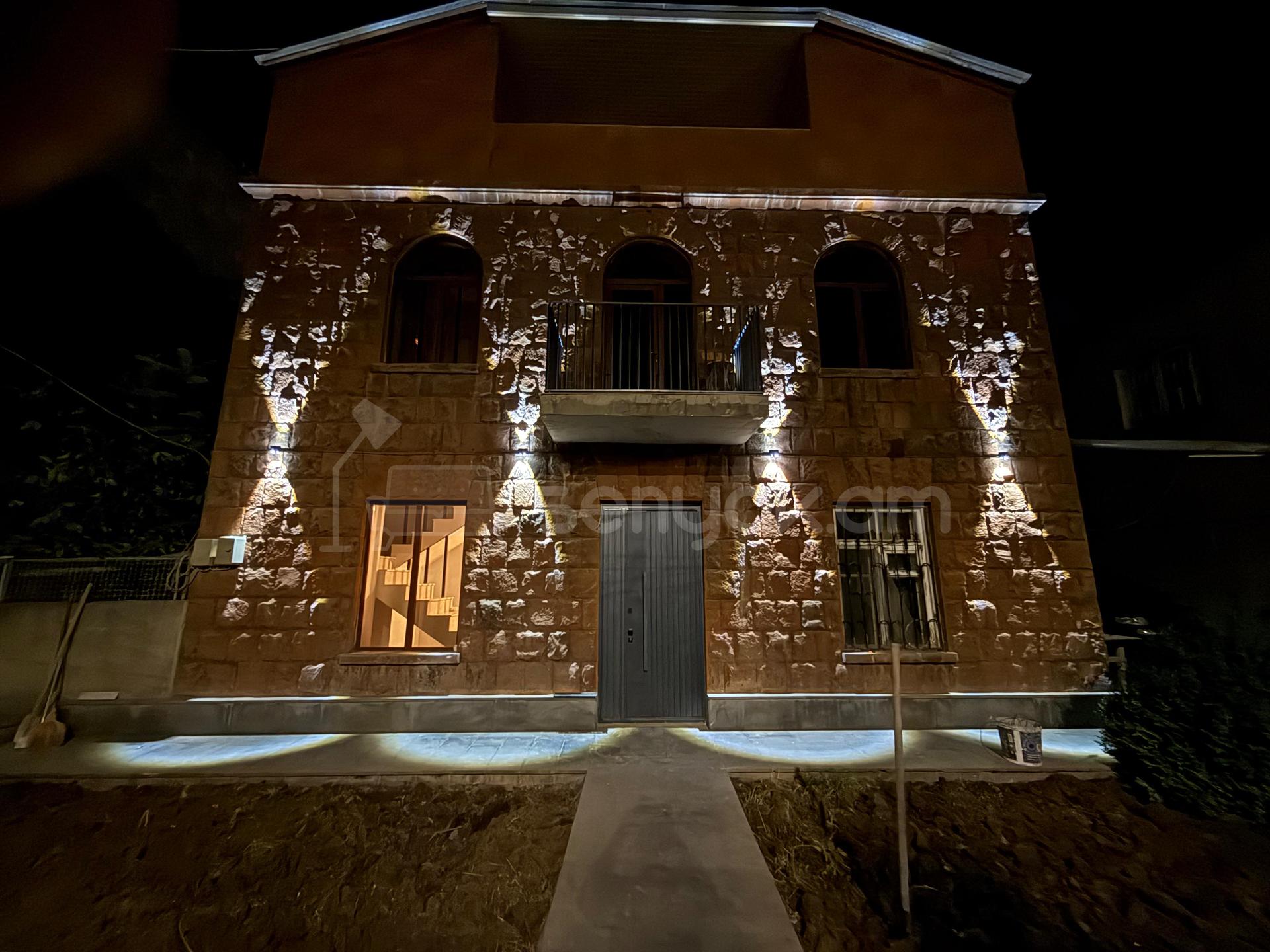 Օֆիսային Տարածք, 360քմ, Կապիտալ Վերանորոգված