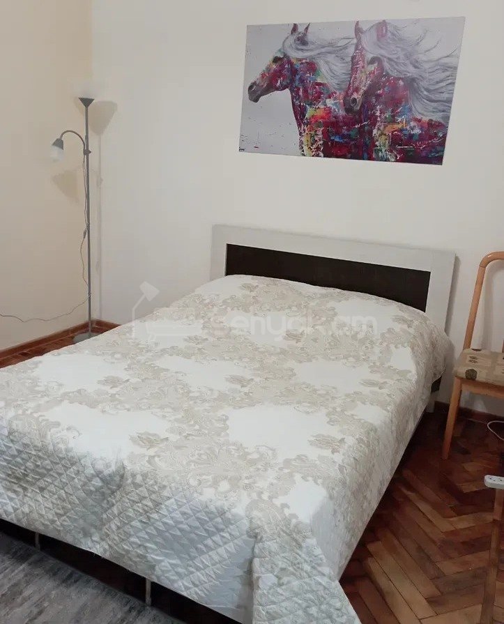 1 Սենյականոց Բնակարան Քարե Շենքում, 35քմ, 1/11 հարկ, Դիզայներական Վերանորոգված, Կահավորված, Արևկող