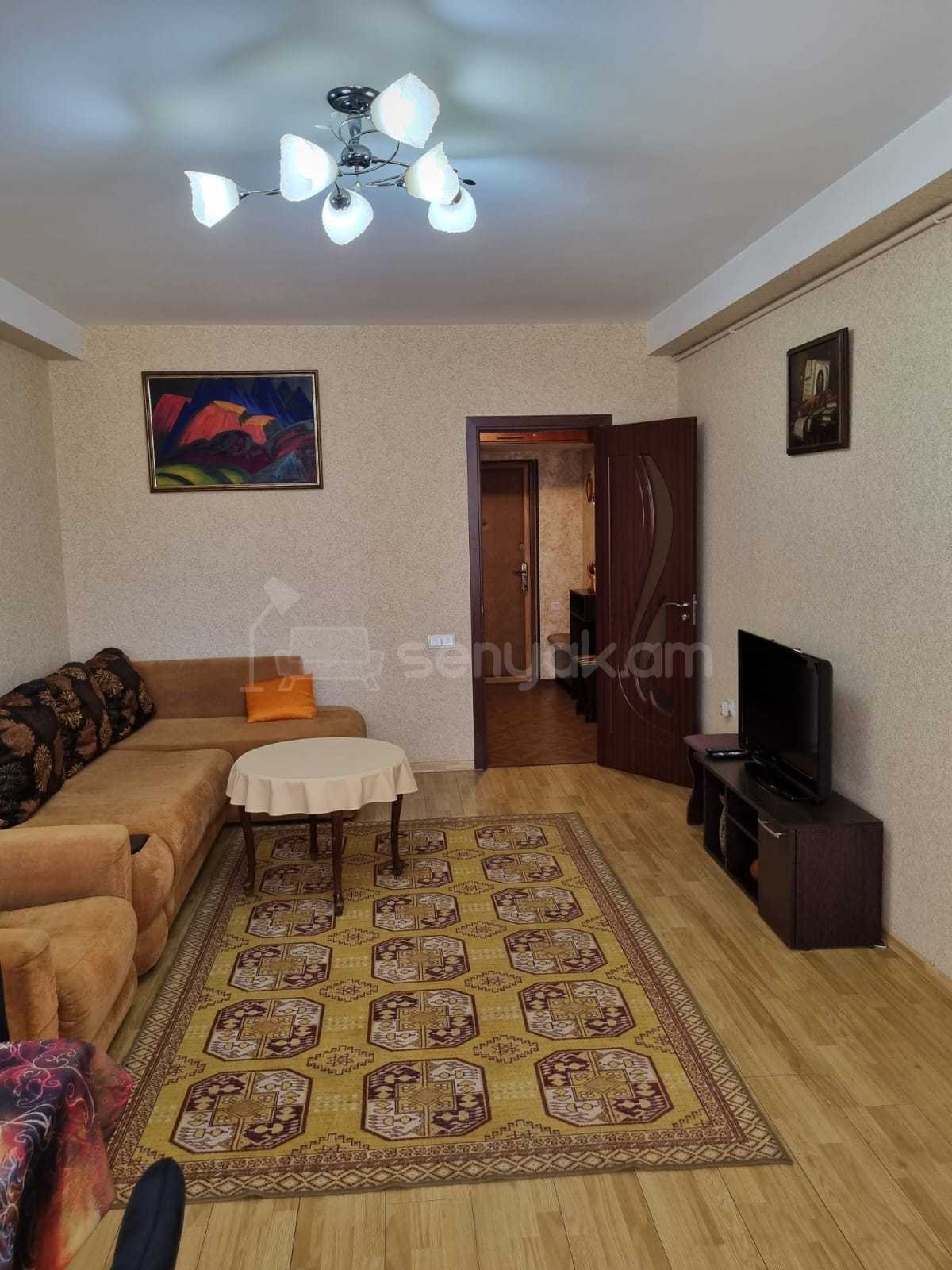 2 Սենյականոց Բնակարան, 50քմ, 4/9 հարկ, Դիզայներական Վերանորոգված, Կահավորված, Արևկող