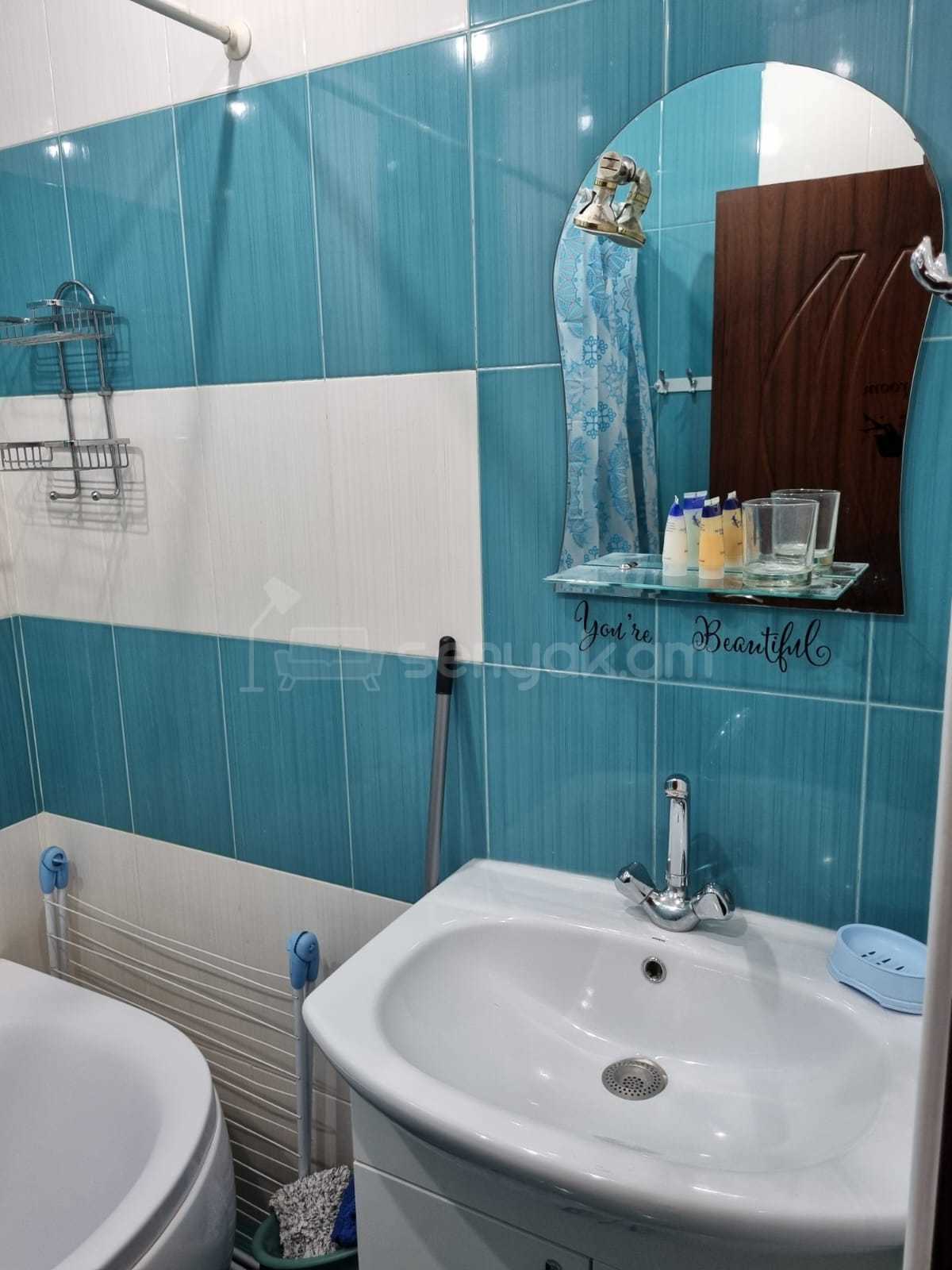 2 Սենյականոց Բնակարան, 50քմ, 4/9 հարկ, Դիզայներական Վերանորոգված, Կահավորված, Արևկող