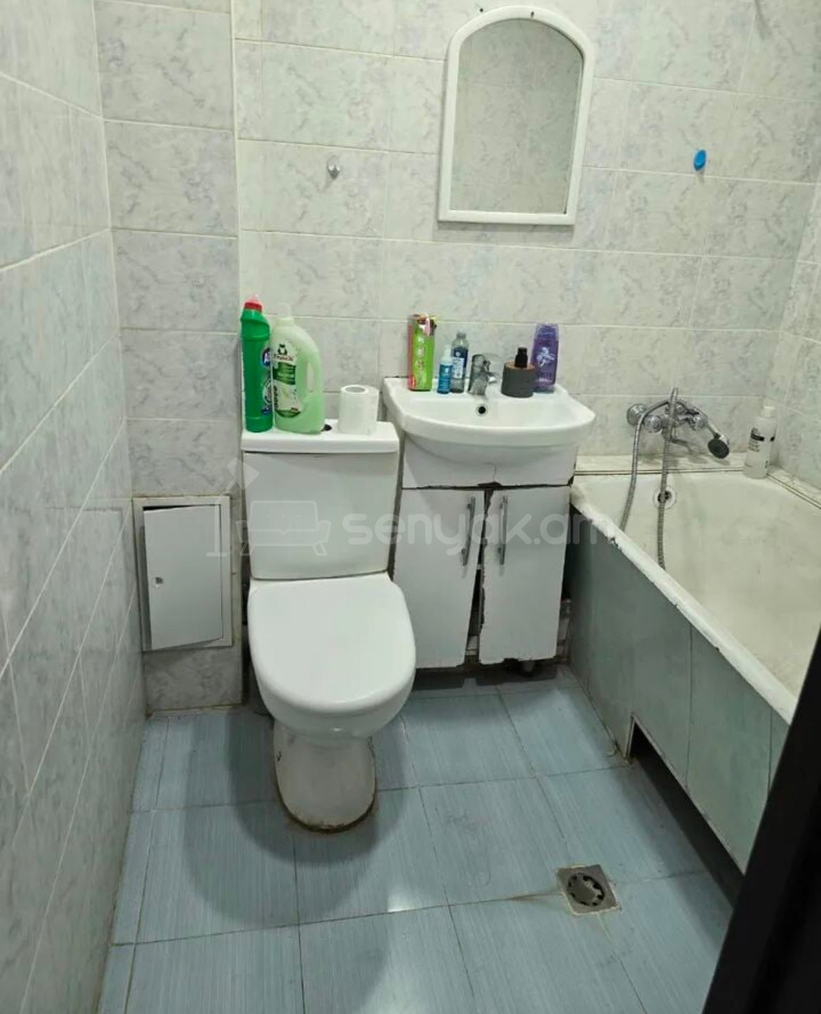 3 Սենյականոց Բնակարան Քարե Շենքում, 56քմ, 5/5 հարկ, Կապիտալ Վերանորոգված, Կահավորված, Արևկող