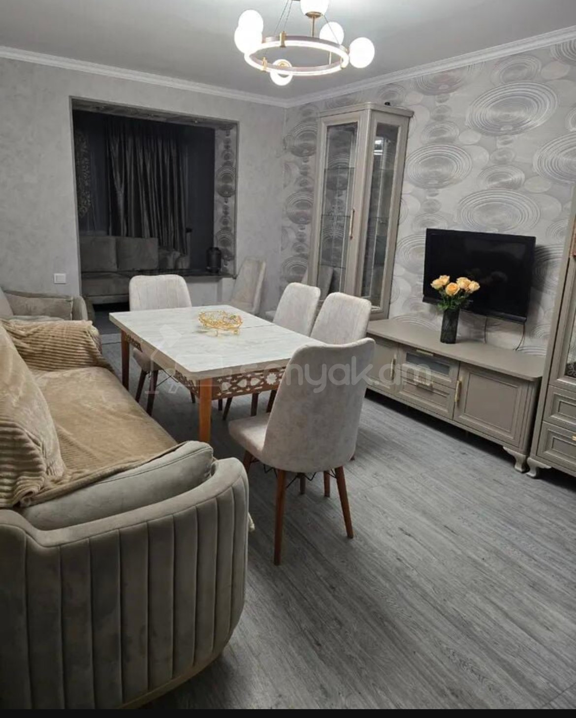 3 Սենյականոց Բնակարան Քարե Շենքում, 56քմ, 5/5 հարկ, Կապիտալ Վերանորոգված, Կահավորված, Արևկող