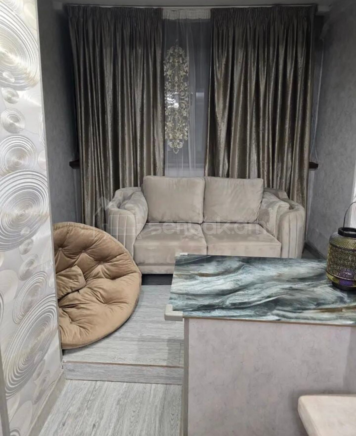 3 Սենյականոց Բնակարան Քարե Շենքում, 56քմ, 5/5 հարկ, Կապիտալ Վերանորոգված, Կահավորված, Արևկող