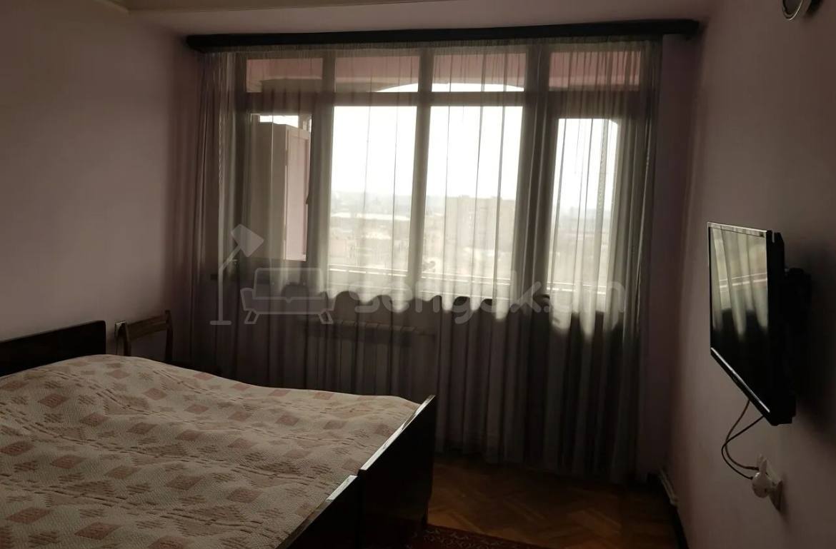 3 Սենյականոց Բնակարան, 92քմ, 7/9 հարկ, Նորմալ Վիճակում