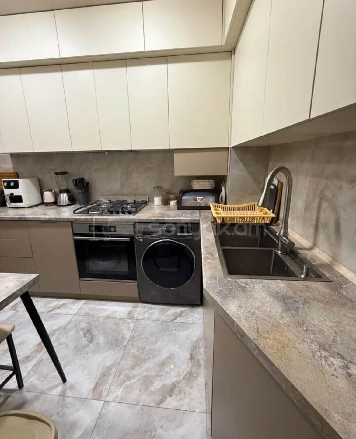 2 Սենյականոց Բնակարան, 62քմ, 5/9 հարկ, Կապիտալ Վերանորոգված