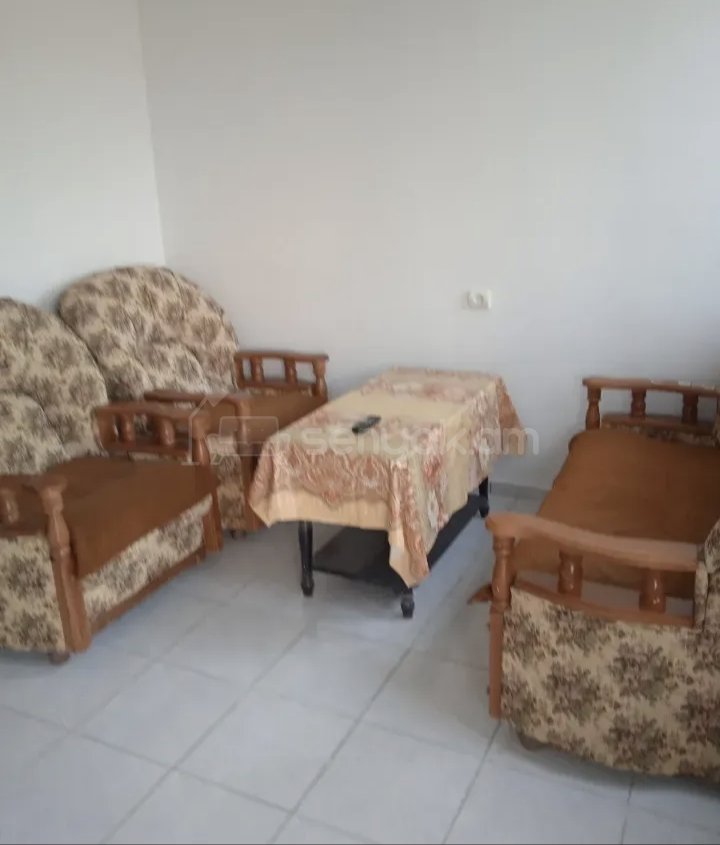 3 Սենյականոց Բնակարան Քարե Շենքում, 67քմ, 1/1 հարկ, Կոսմետիկ Վերանորոգված, Կահավորված