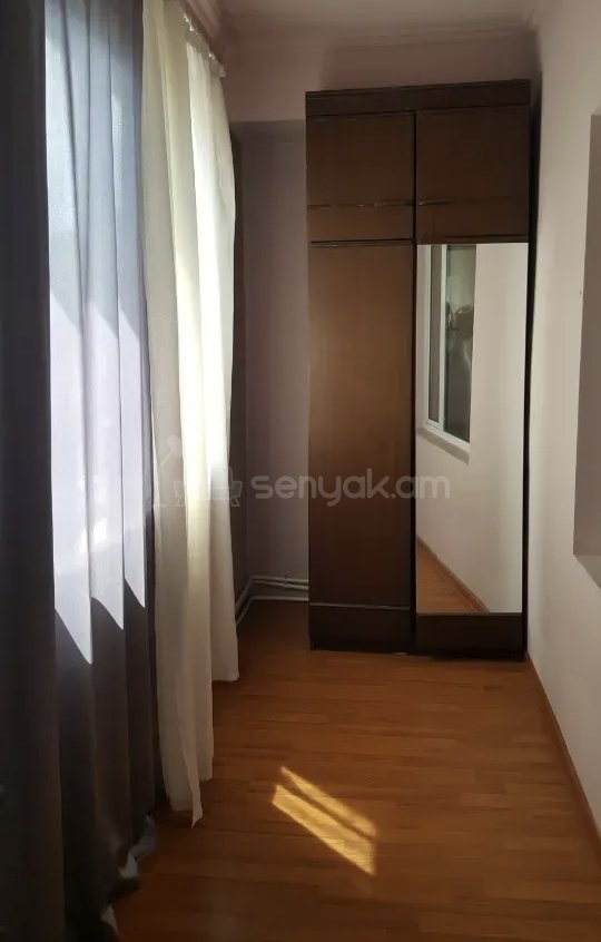 1 Սենյականոց Բնակարան, 47քմ, 3/9 հարկ, Նորմալ Վիճակում, Կահավորված, Արևկող