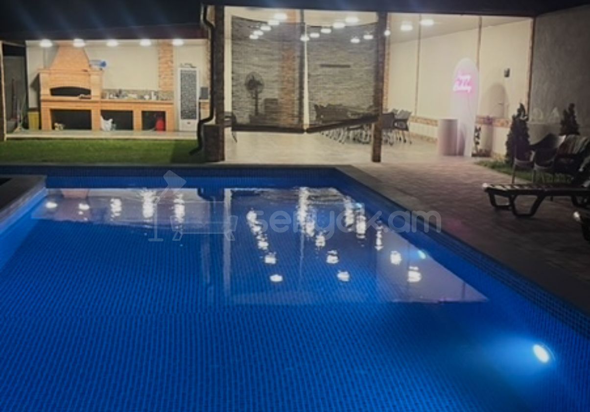 6 Սենյականոց Շքեղ Առանձնատուն, 350քմ, Լողավազանով