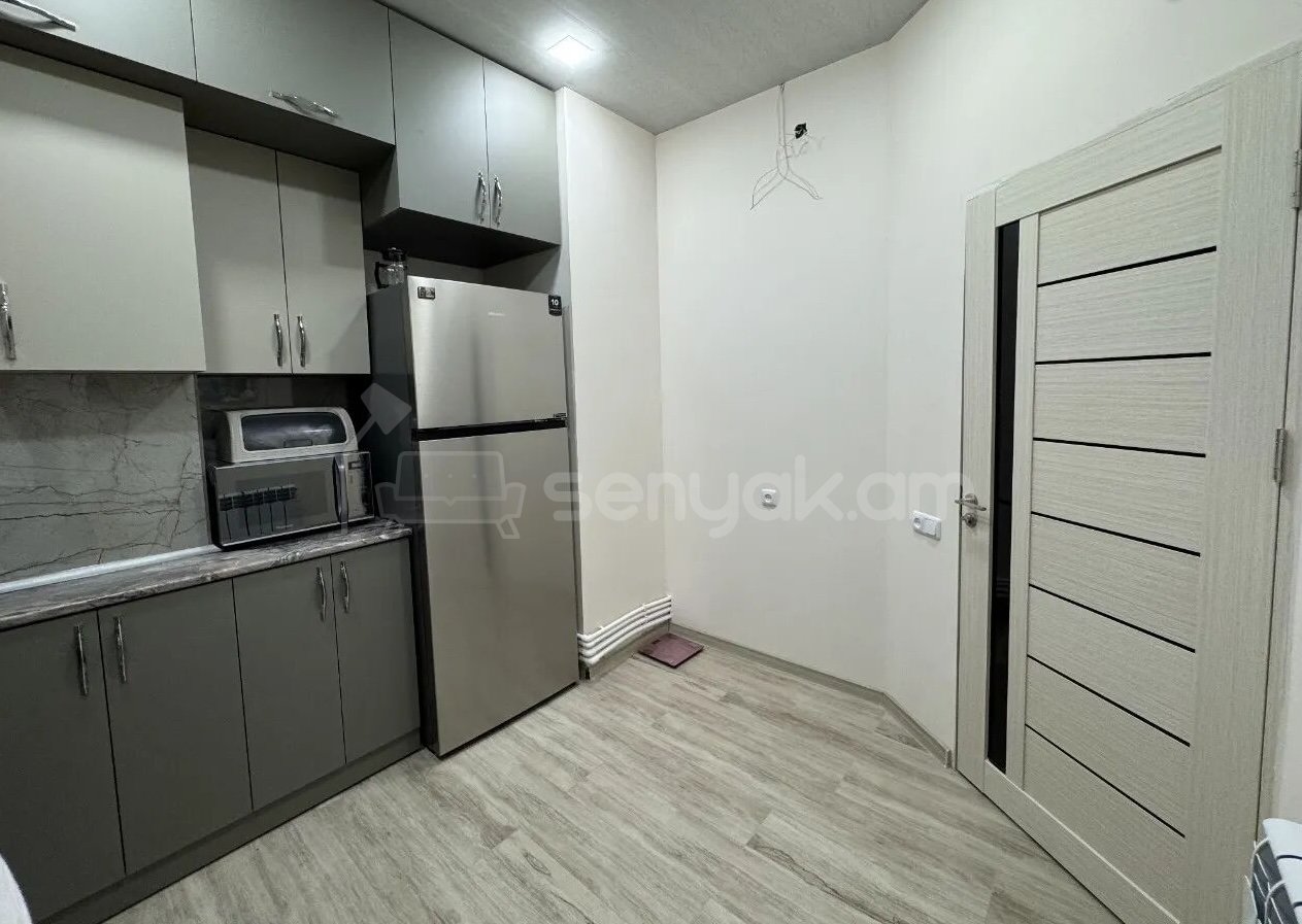 3 Սենյականոց Բնակարան, 64քմ, 10/12 հարկ, Կապիտալ Վերանորոգված