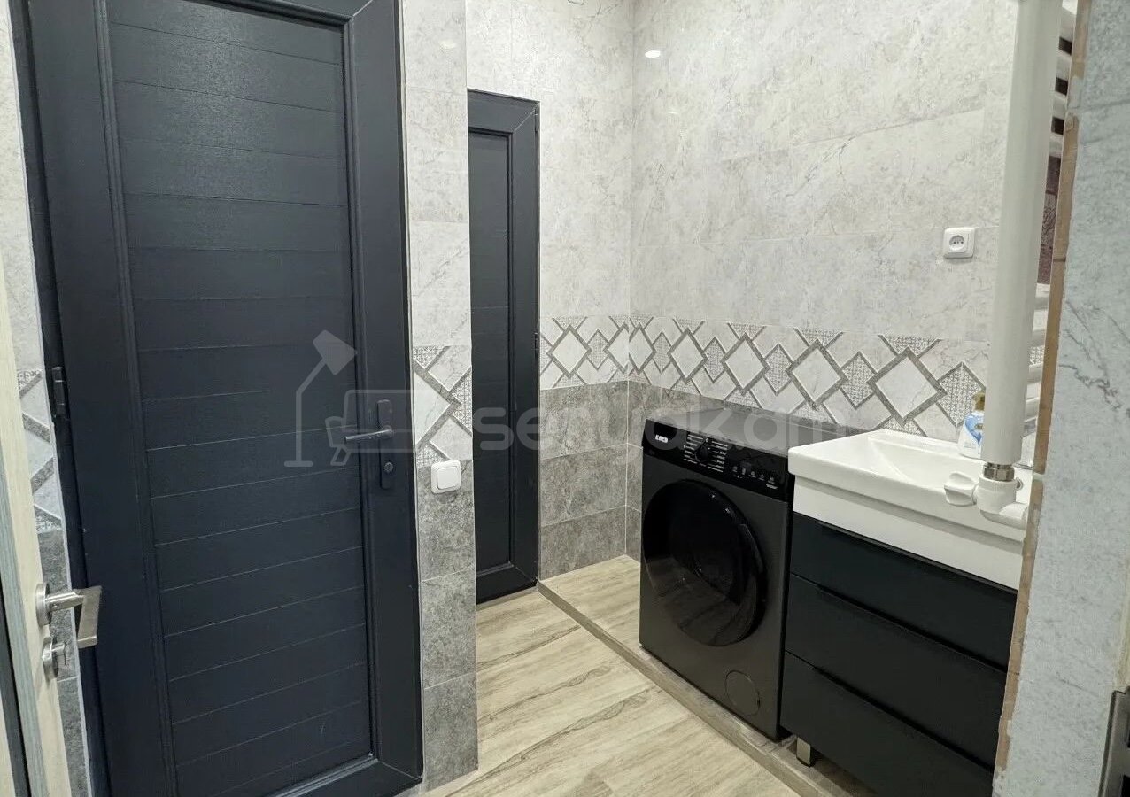 3 Սենյականոց Բնակարան, 64քմ, 10/12 հարկ, Կապիտալ Վերանորոգված