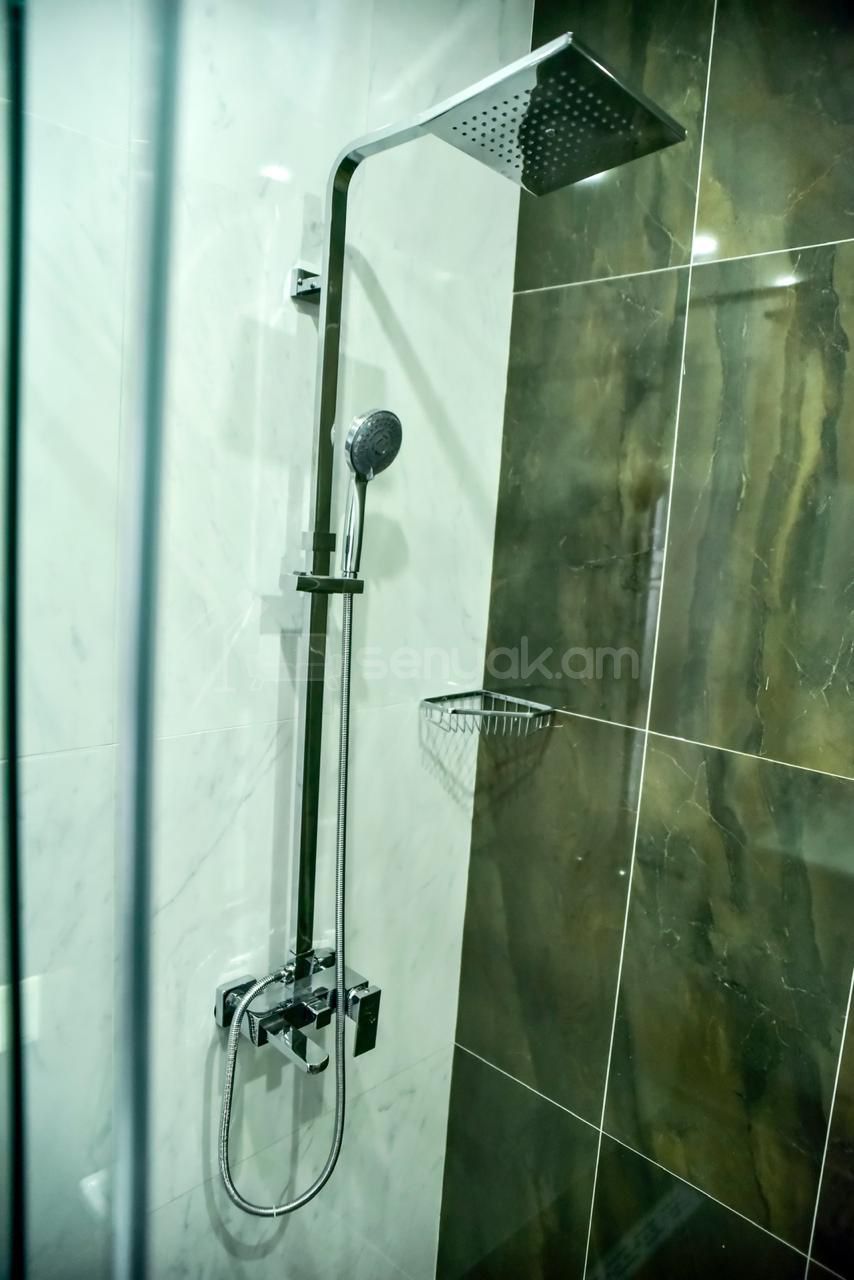 2 Սենյականոց Բնակարան Նորակառույցում, 55քմ, 7/12 հարկ, Դիզայներական Վերանորոգված