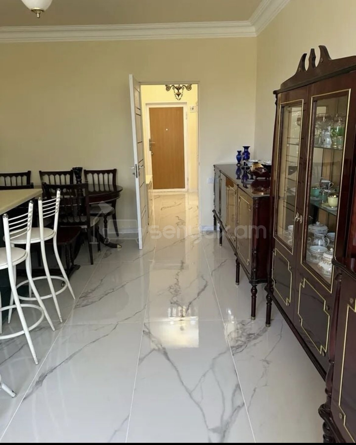 1 Սենյականոց Բնակարան Քարե Շենքում, 46քմ, 2/6 հարկ, Կապիտալ Վերանորոգված