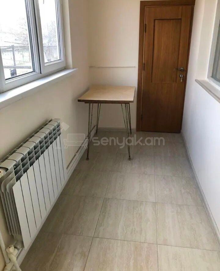 3 Սենյականոց Բնակարան, 81քմ, 2/12 հարկ, Կապիտալ Վերանորոգված