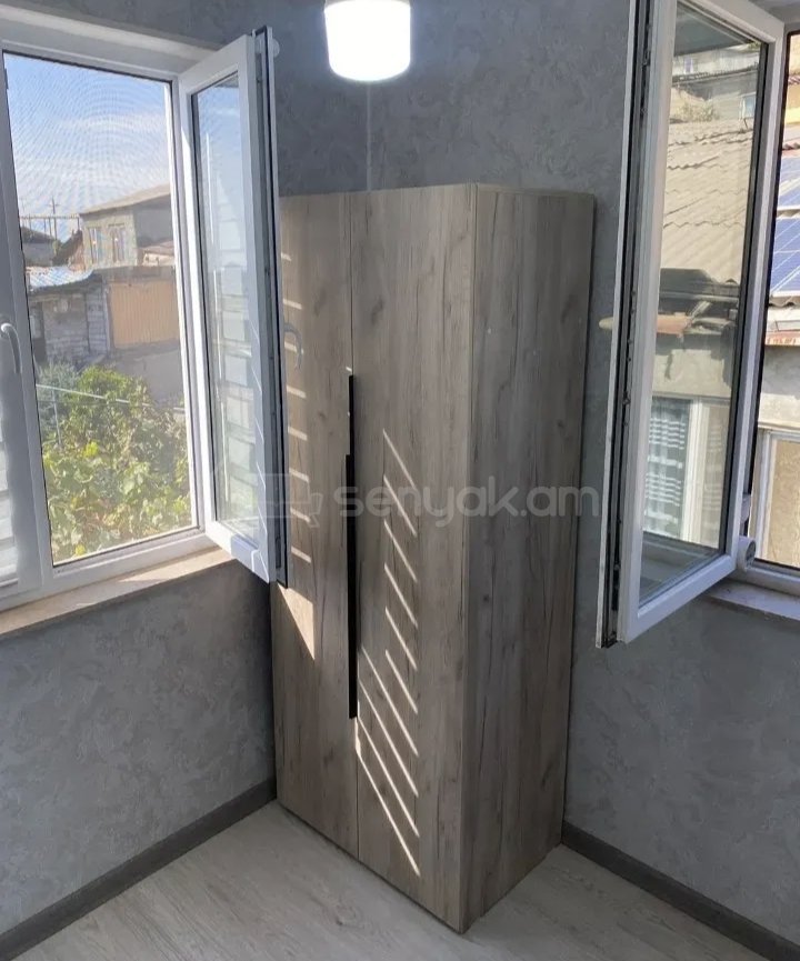 1 Սենյականոց Բնակարան Քարե Շենքում, 30քմ, 1/1 հարկ, Կապիտալ Վերանորոգված, Կահավորված