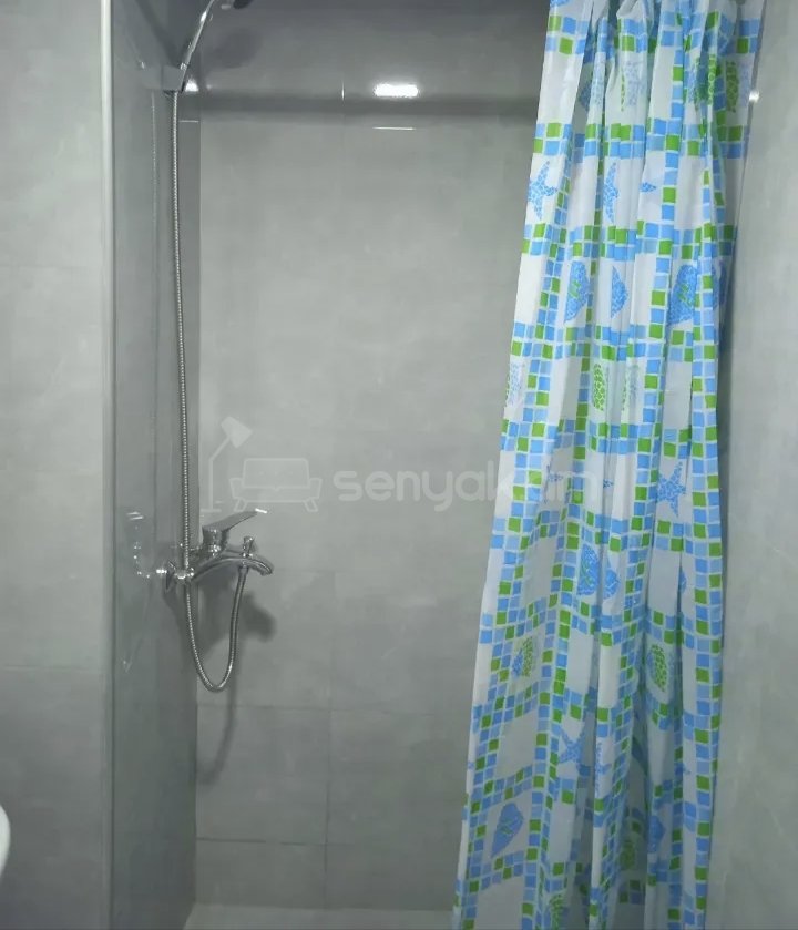 3 Սենյականոց Բնակարան Քարե Շենքում, 68քմ, 1/1 հարկ, Նորմալ Վիճակում, Կահավորված