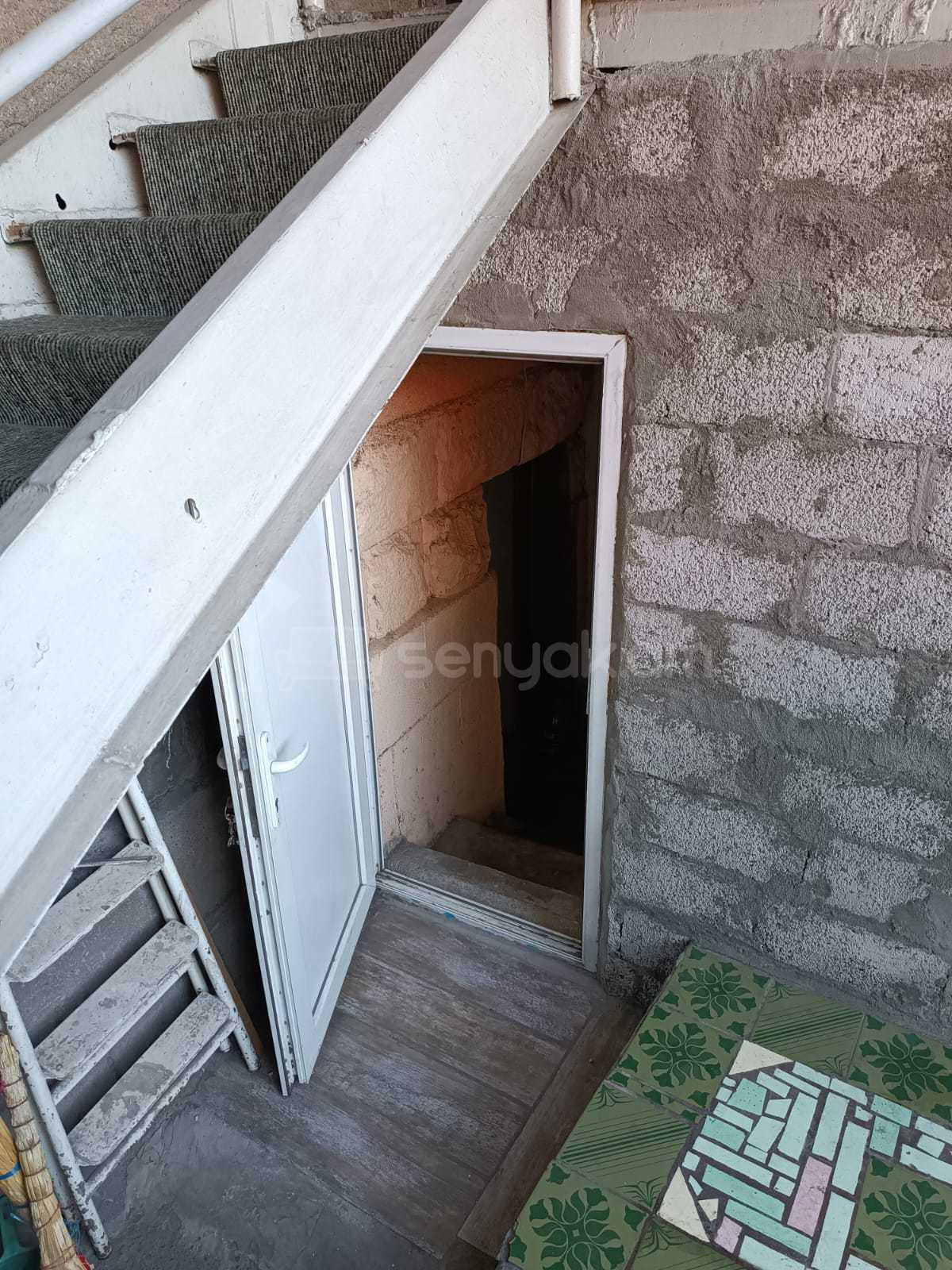 3 Սենյականոց Սեփական Տուն, 74քմ, Նորմալ Վիճակում