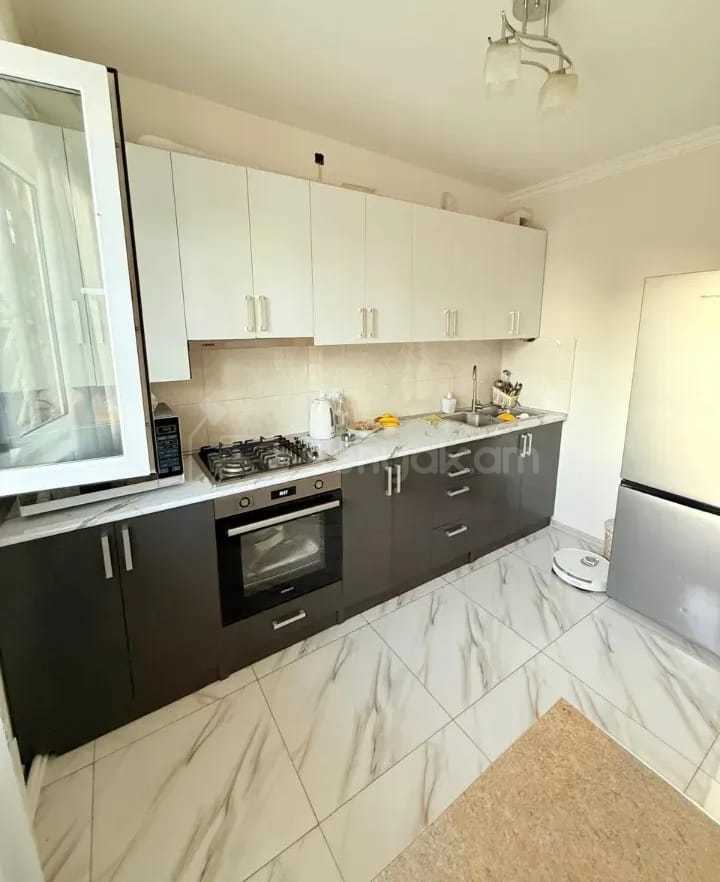 3 Սենյականոց Բնակարան, 70քմ, 1/14 հարկ, Կապիտալ Վերանորոգված