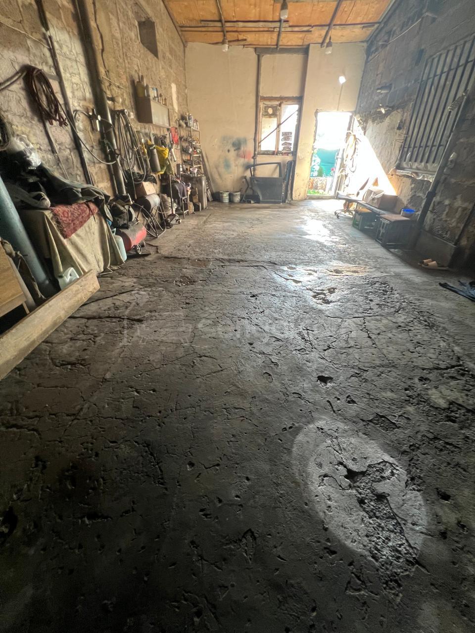 3 Սենյականոց Սեփական Տուն, 70քմ, Նորմալ Վիճակում, Ավտոտնակով