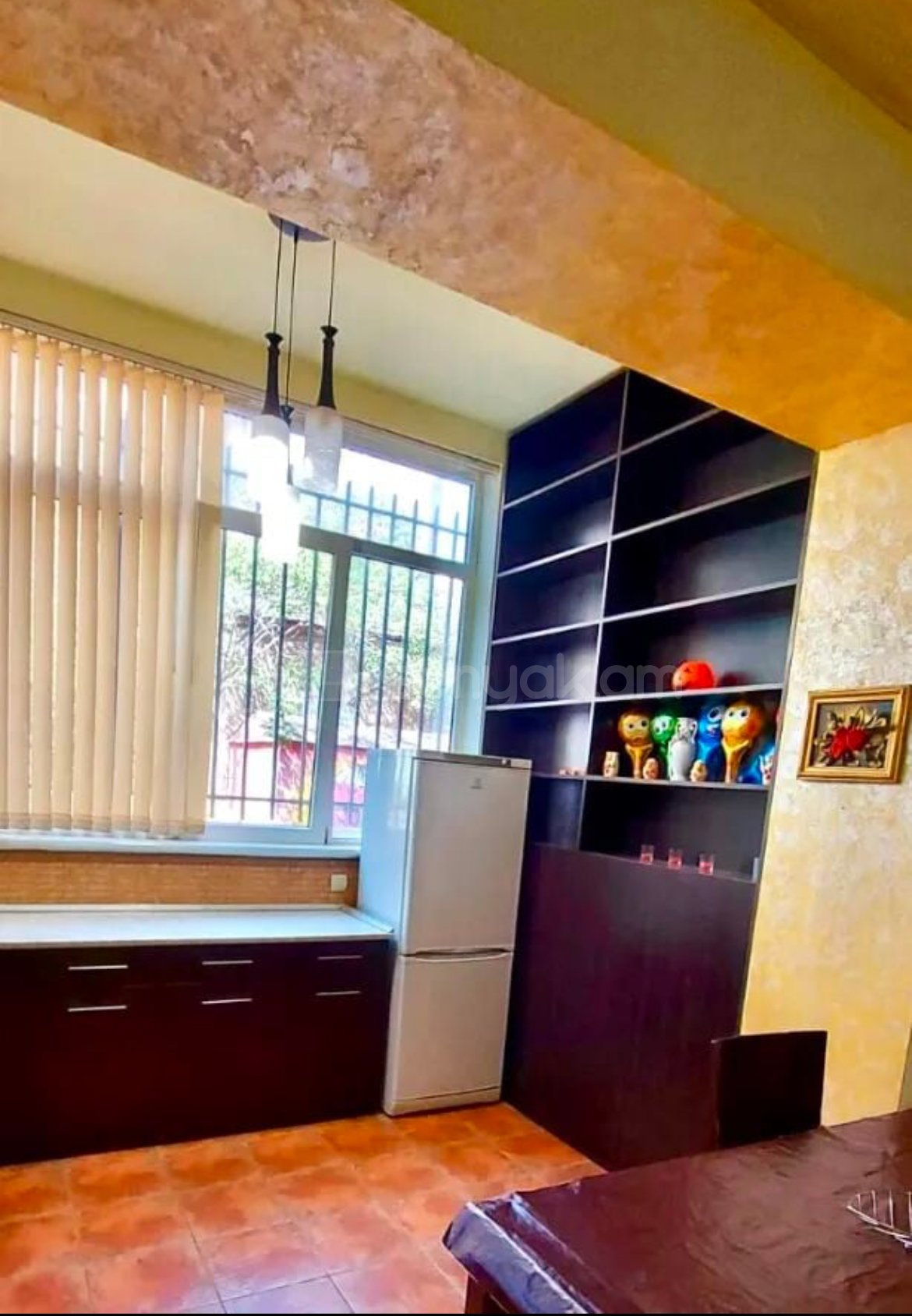 2 Սենյականոց Բնակարան Քարե Շենքում, 92քմ, 1/5 հարկ, Կապիտալ Վերանորոգված, Կահավորված, Արևկող