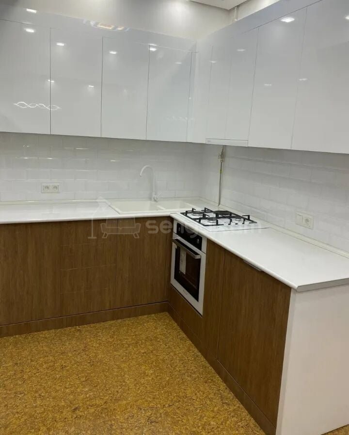 2 Սենյականոց Բնակարան Քարե Շենքում, 50քմ, 9/19 հարկ, Կապիտալ Վերանորոգված, Կահավորված